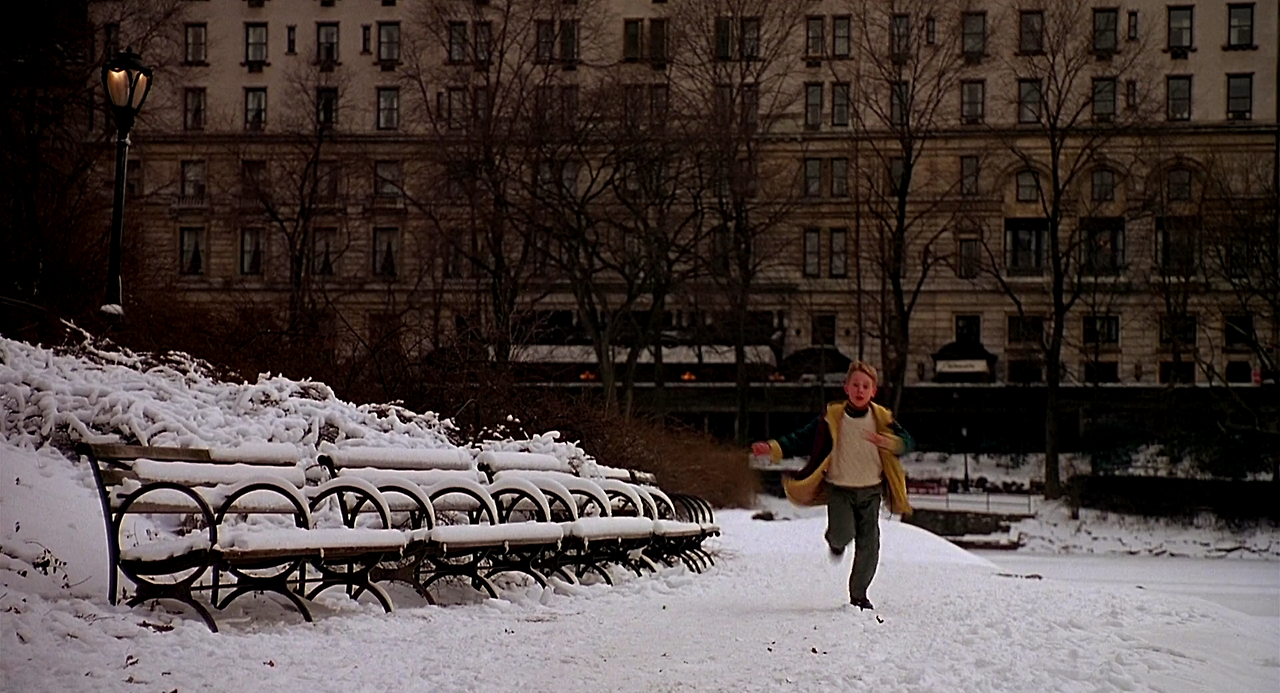 Home.Alone.2.Lost.In.New.York.1992.1080p.BluRay.x264-CLASSiC.mkv_006835465.png