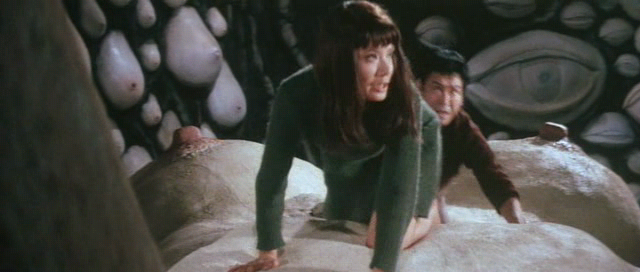 눈먼짐승.마스무라야스조.Blind.Beast.1969.DVDRip.XviD-SAPHiRE.avi_002228813.png