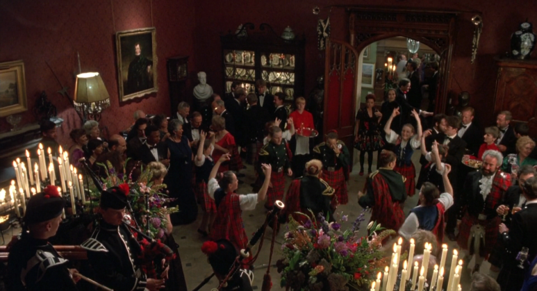 네번의_결혼식과_한번의_장례식_Four.Weddings.and.a.Funeral.1994.1080p.BluRay.x264.AC3-ONe. (7).png