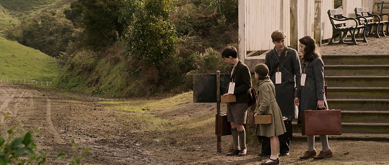 The.Chronicles.of.Narnia - The.Lion.The.Witch.and.the.Wardrobe.2005.1080p.BluRay.DTS-TerrieuS.mkv_000447781.png