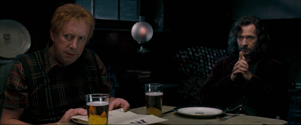 해리 포터와 불사조 기사단.Harry.Potter.and.the.Order.of.the.Phoenix.2007.1080p.HQ.10bit.BluRay.5.1.x265.HEVC-MZABI.mkv_001540458.png