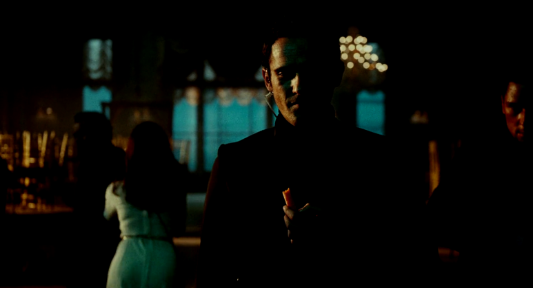 A.Good.Day.to.Die.Hard.2013.EXTENDED.CUT.1080p.BluRay.H264.AAC-RARBG.mp4_002 (3).png