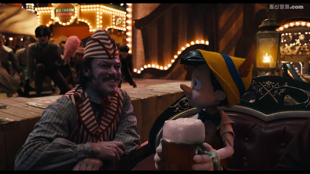 [피노키오] Pinocchio.2022.1080p.KOR.FHDRip.H264.AAC-REEL.mp4_010834779.png