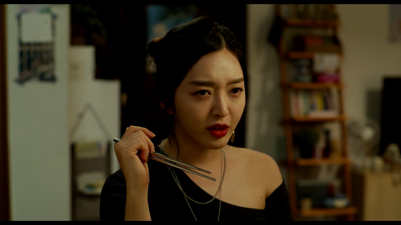 색다른 그녀.2021.1080p.FHDRip.H264.AAC-NonDRM.mp4_003188583.png