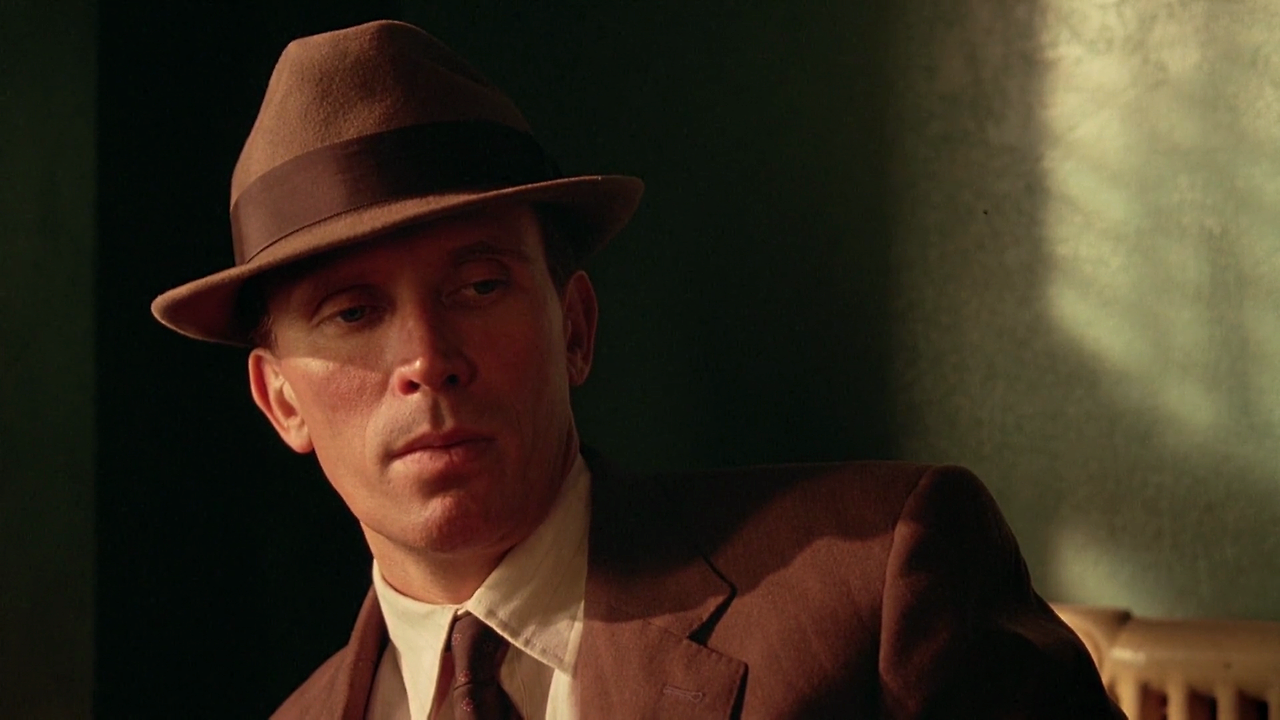 네이키드 런치 Naked.Lunch.1991.1080p.BluRay.x264.anoXmous.mp4_001430536.png