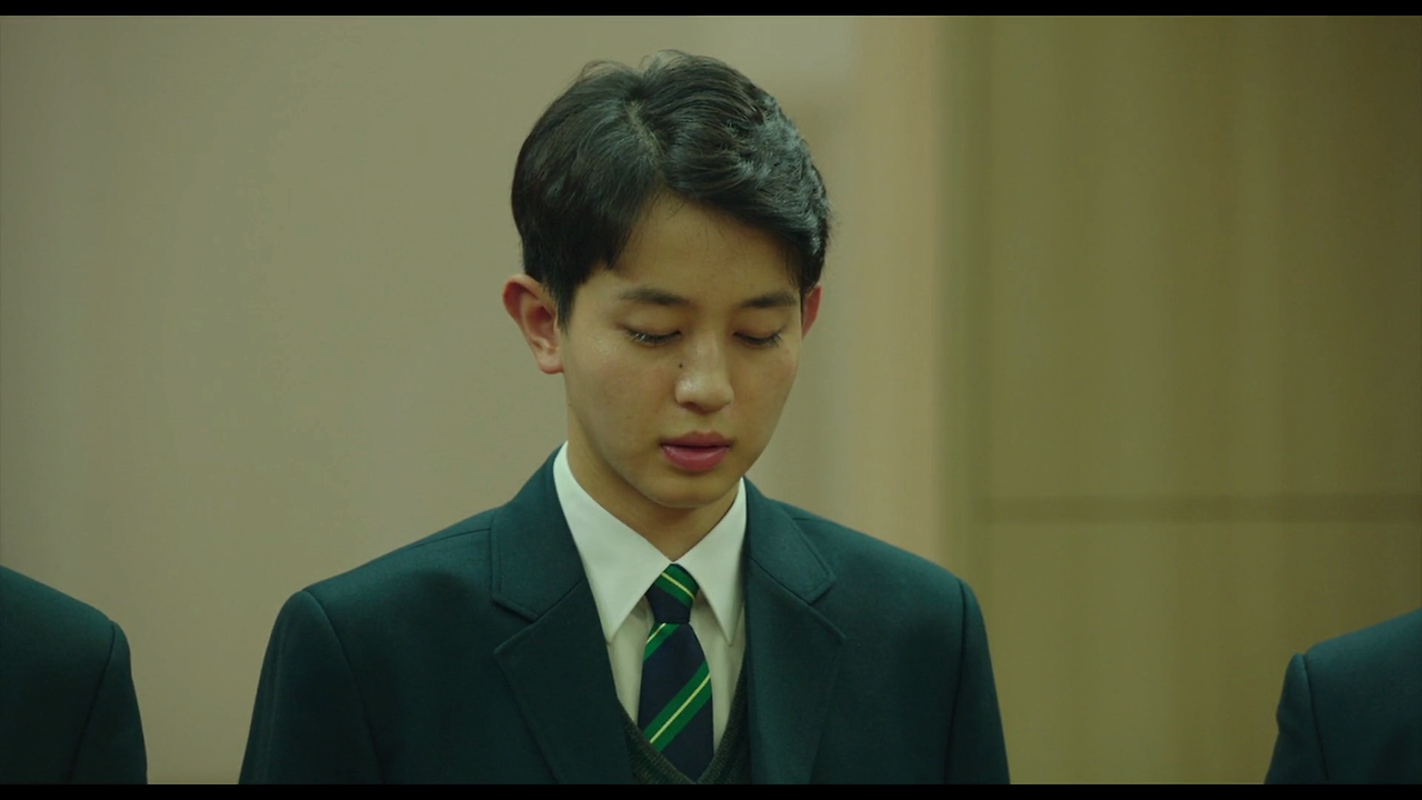 니 부모 얼굴이 보고 싶다.I.want.to.know.your.parents.2022.1080p.WEB-DL.AC3.5.1.H.264-Unknown.mkv_005133768.png