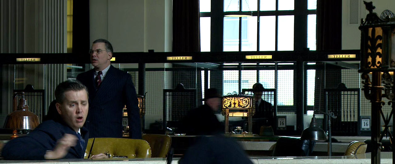 퍼블릭 에너미 Public.Enemies.2009.1080p.BluRay.x265-RARBG.mp4_001308634.png