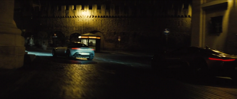 Spectre.2015.1080p.BluRay.x264.DTS-HD.MA.7.1-RARBG.mkv_004841466.png