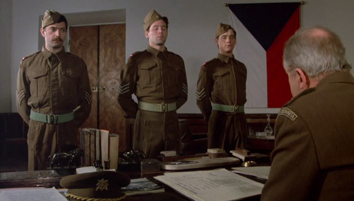 새벽의 7인 Operation.Daybreak.1975.X264.AC3-MASAO.mkv_000547017.png