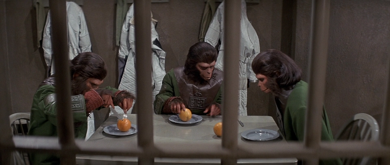 1971 Escape.From.The.Planet.Of.The.Apes.1971.1080p.BluRay.x264-SPARKS.mkv_000511053.png