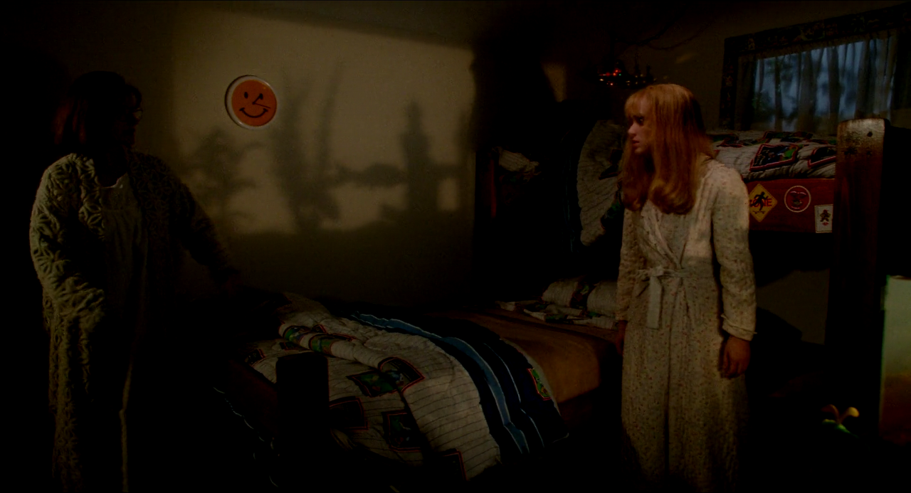 가위손 Edward.Scissorhands.1990.REMASTERED.1080p.BluRay.H264.AAC-RARBG.mp4_002629337.png