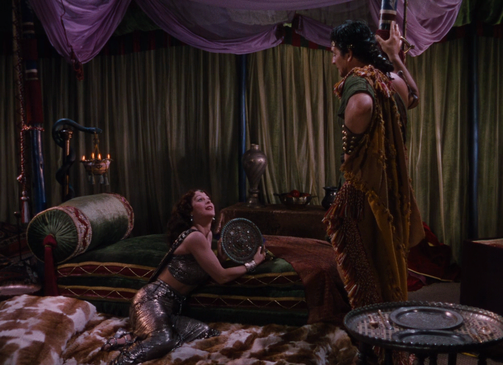 Samson.And.Delilah.1949.720p.BluRay.x264-SiNNERS.mkv_011319262.png