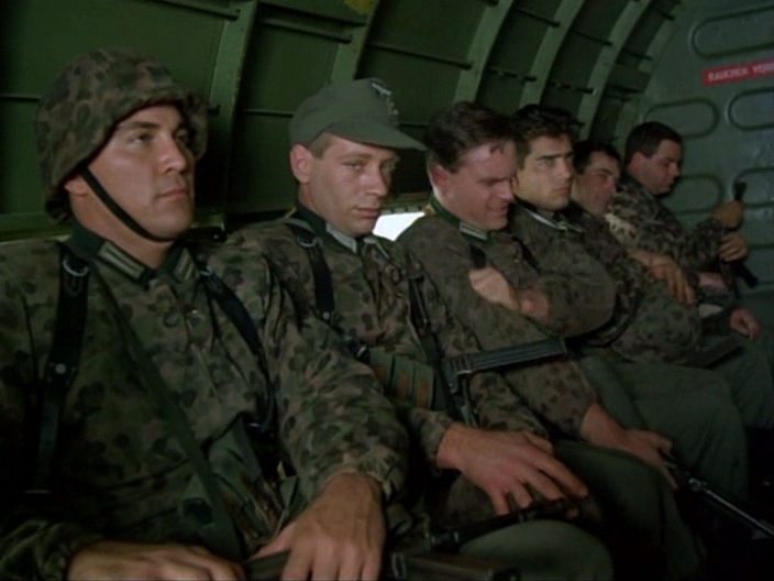 특공대작전2.재편성부대.The.Dirty.Dozen.The.Next.Mission.1985.XviD.AC3.CD1-MrCJ.avi_004.png