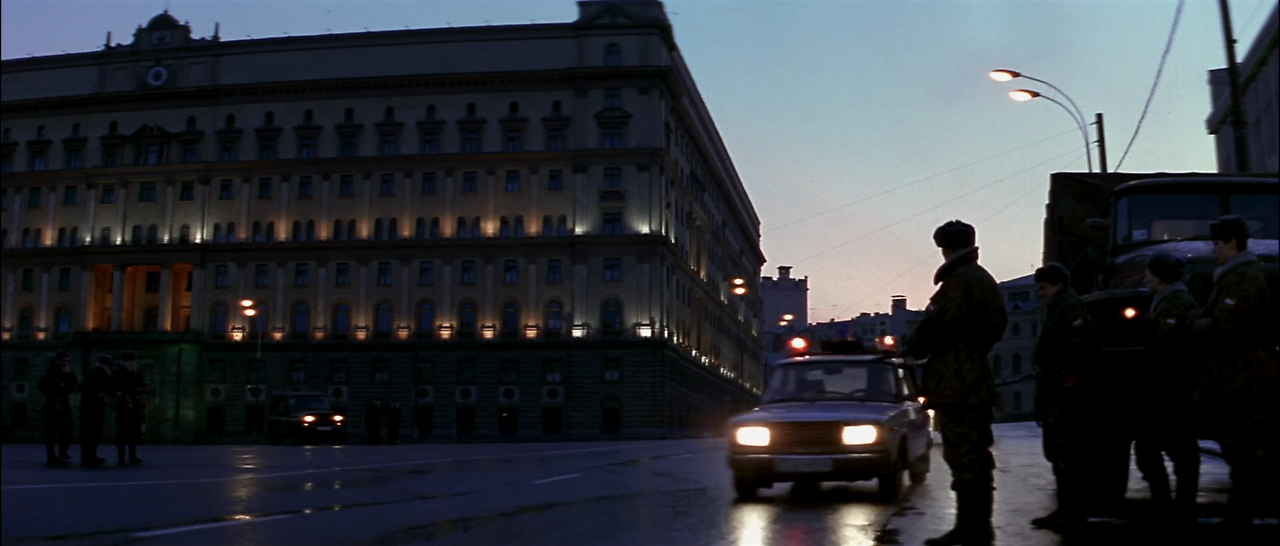 [세인트] The.Saint.1997.1080p.WEB-DL.DD5.1.H264-FGT.mkv_003763847.png