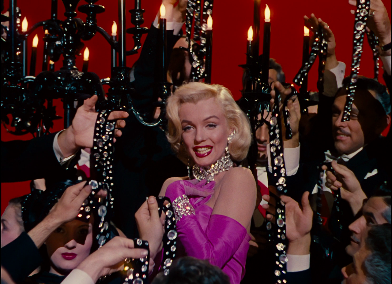 Gentlemen.Prefer.Blondes.1953.1080p.BluRay.x264-CiNEFiLE.mkv_004457036.png