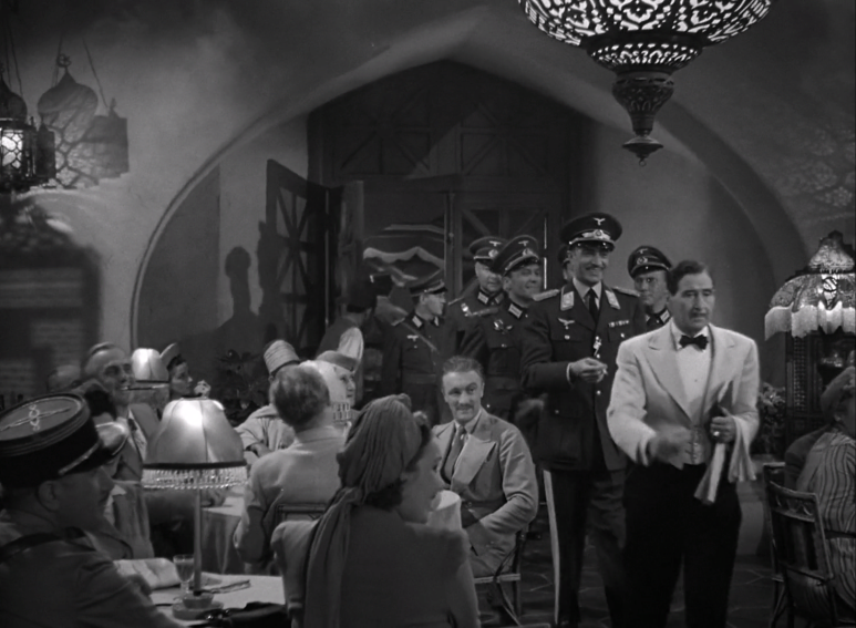 카사블랑카_Casablanca.1942.1080p.BluRay.x264.AC3-ONe.mkv_010131474.png