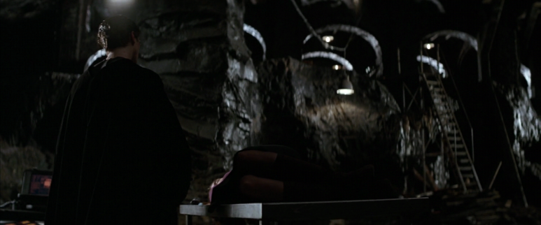 ★★_최신영화_서양영화_★★_배트맨_비긴즈.Batman.Begins.2005.REMASTERED.1080p.BluRay.x264.AC3- (8).png