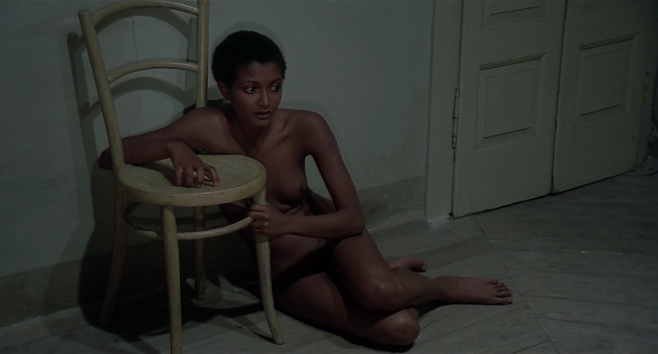 살로 소돔의 120일 Salo.Or.The.120.Days.Of.Sodom.1975.720p.BRRip.H264.AAC-ETRG.mp4_014001590.png