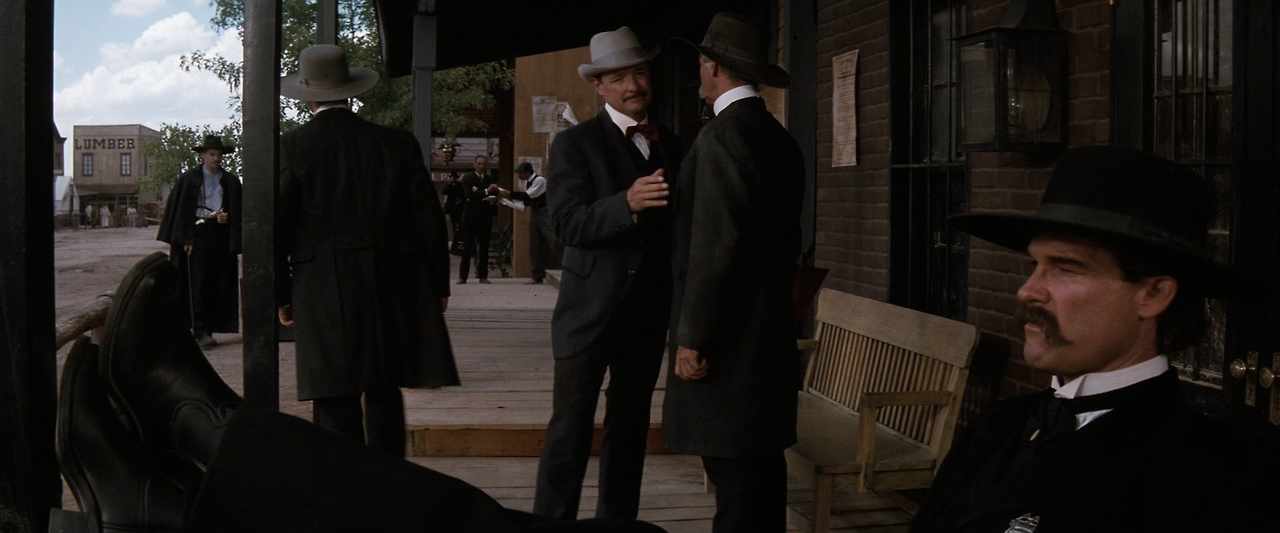 Tombstone.1993.1080p.BluRay.x264-AVCHD.mkv_004156194.png