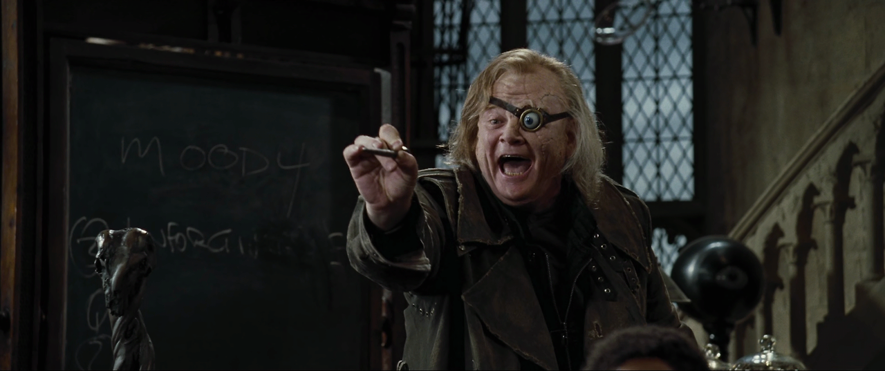 해리 포터와 불의 잔.Harry.Potter.and.the.Goblet.of.Fire.2005.1080p.HQ.10bit.BluRay.5.1.x265.HEVC-MZABI.mkv_002529672.png