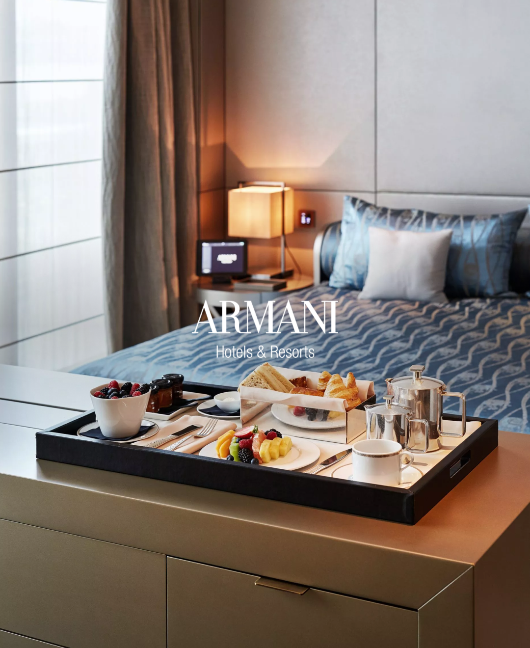 아르마니 밀라노_03.png