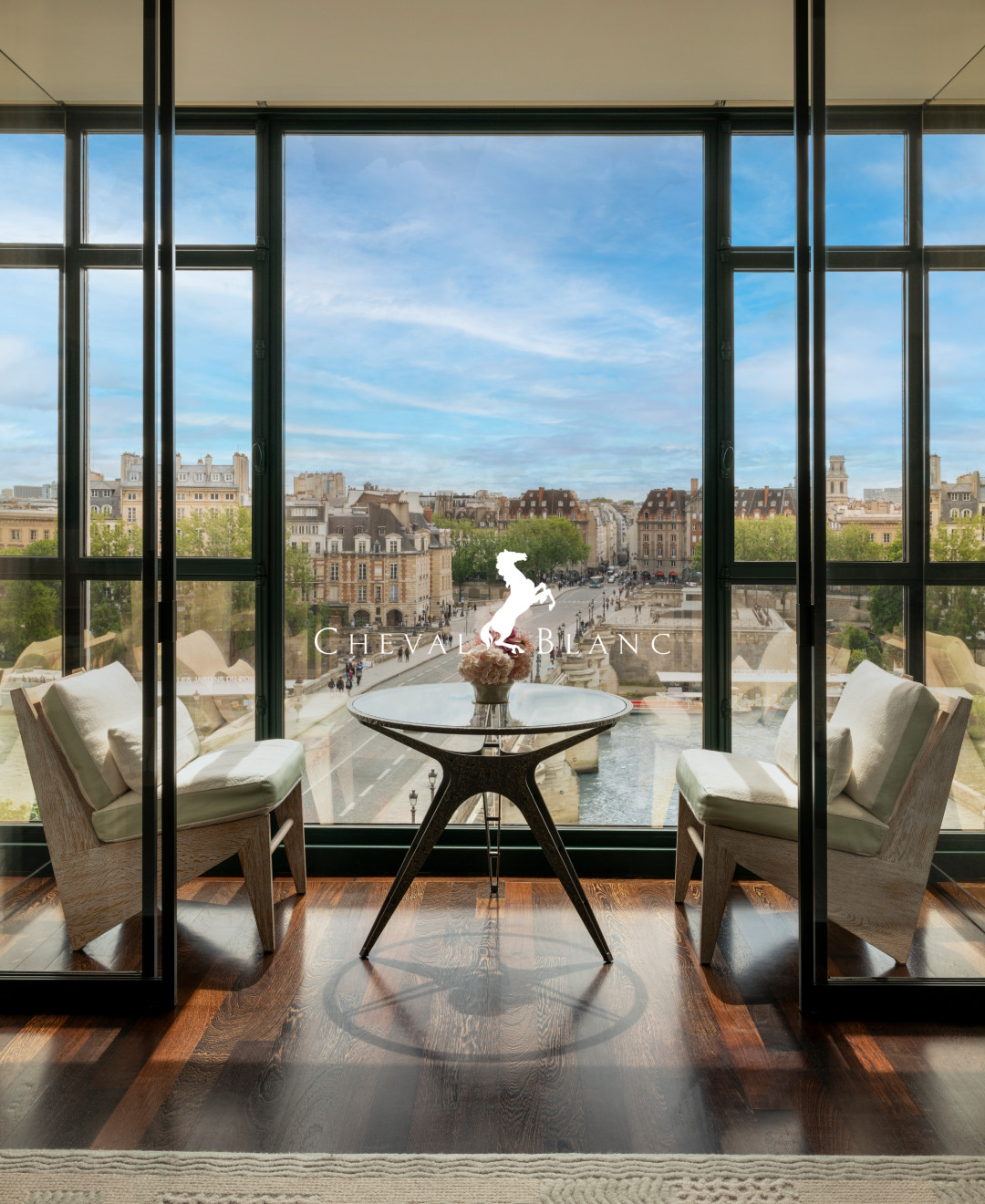 슈발블랑 파리_06.png