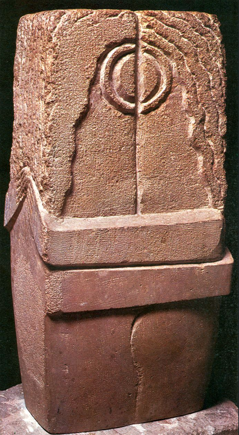 브랑쿠시 키스 1910.png