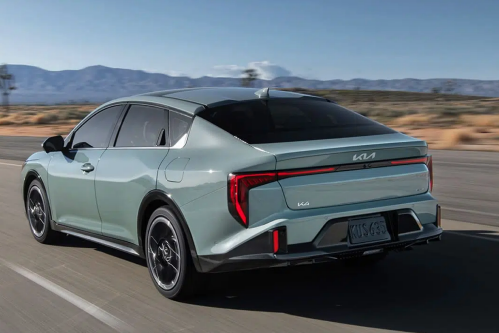 Kia-K4-America-Launch-5-1024x683-optimized.png