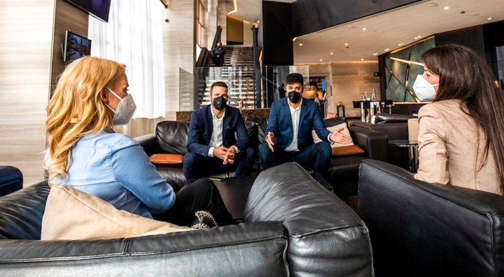 20260120 _ 독감 전파 실험, 같은 방인데 0명 감염된 이유 _ 2.png