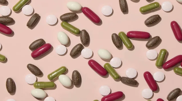 20251230 _ 비타민·미네랄 보충제, “먹을 만한 것”과 “피해야 할 것”은 다르다 _ 2-4.png