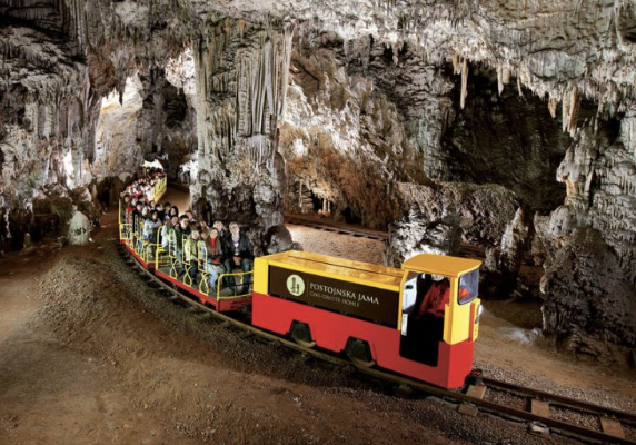 스크린샷 2023-10-19 오전 1.44.52.png