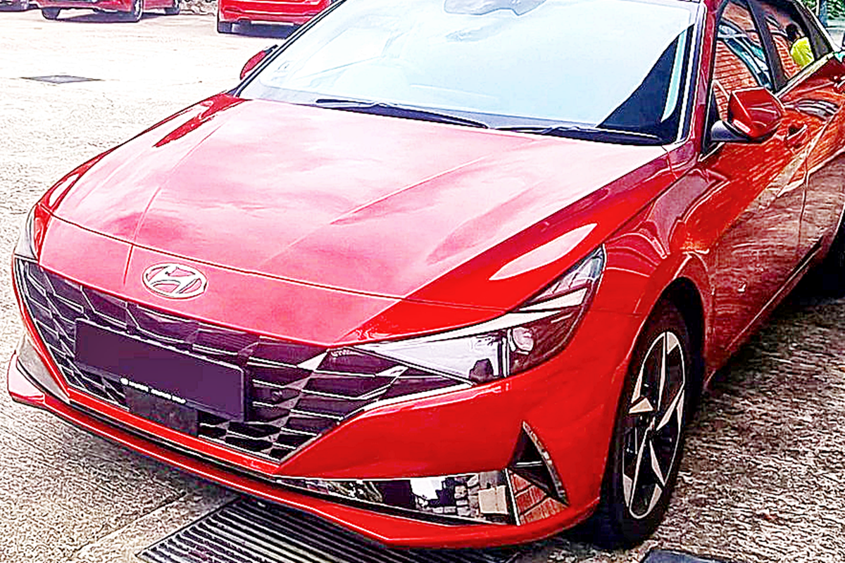 0_현대 아반떼.png