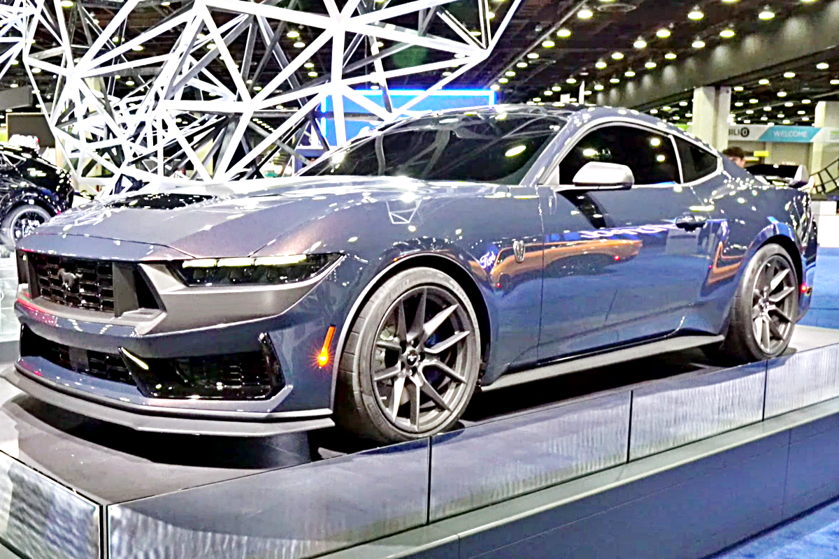 포드 머스탱 다크호스 Mustang Specs.png