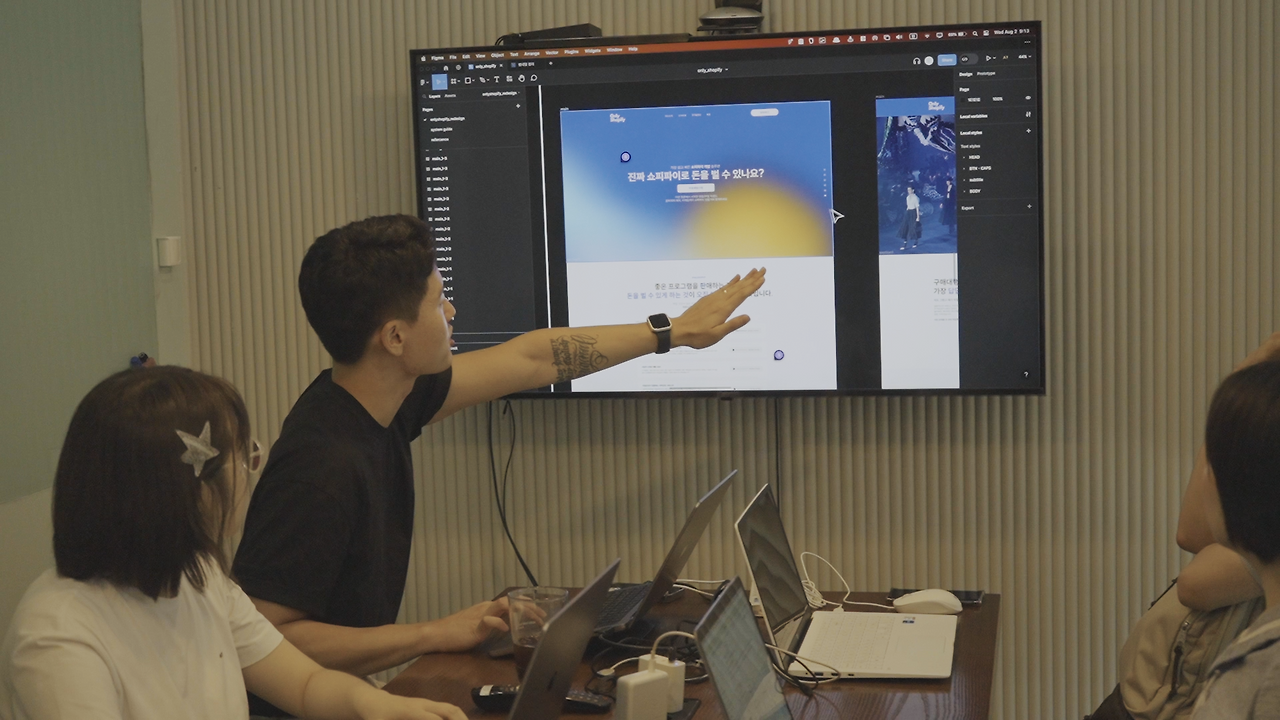 Sequence 01.00_17_35_21.Still012.png