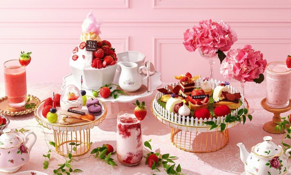 그랜드 워커힐 서울 - 딸기 디저트 2.png