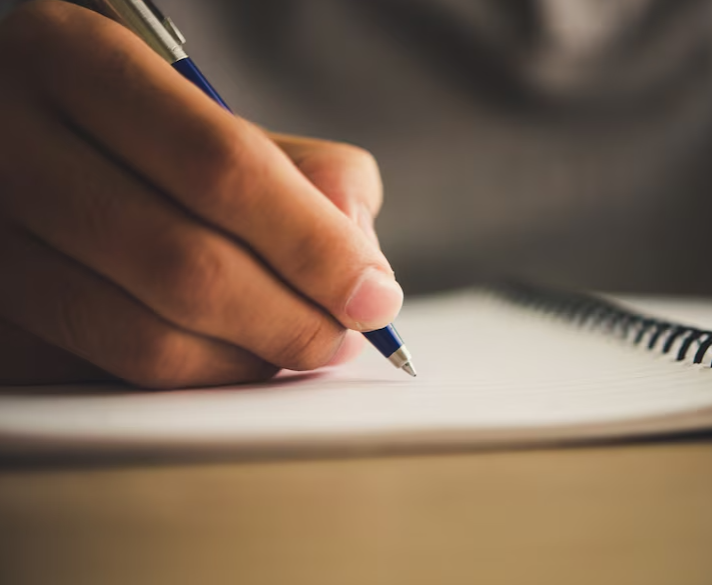 뻔한 글을 읽히는 글로 바꾸는 표현법 6.png