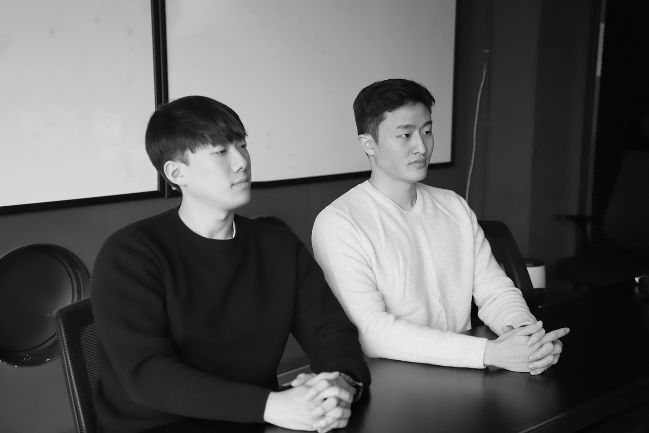 톰제이크_흑백_보정 2.png