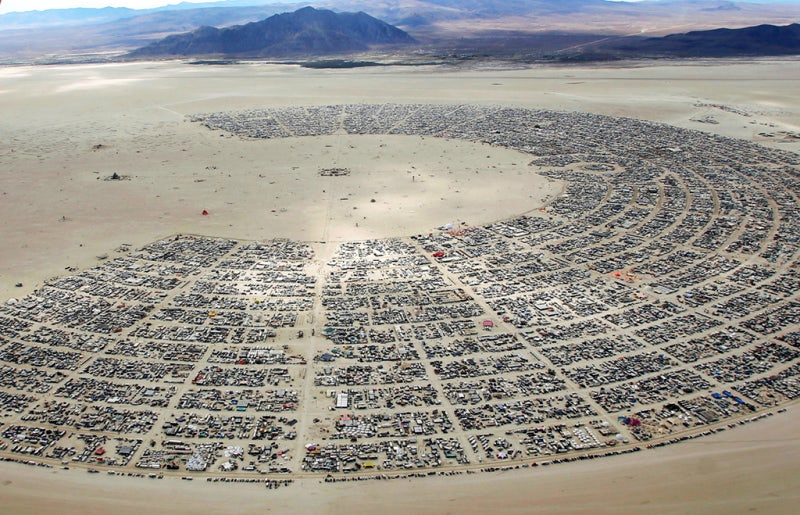 블랙 롹 시티(사친출처=burningman.org).png