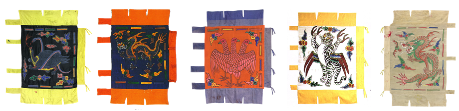 34_북현무기 동청룡기 남주작기 서백호기 중황룡기. 사진 국립고궁박물관.png