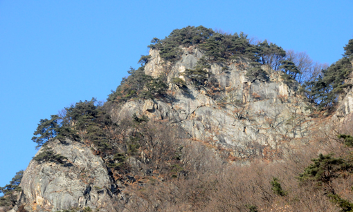 81_강원도 원주시 지정면 안창리의 욕 바위 전경. 사진 원주투데이.png