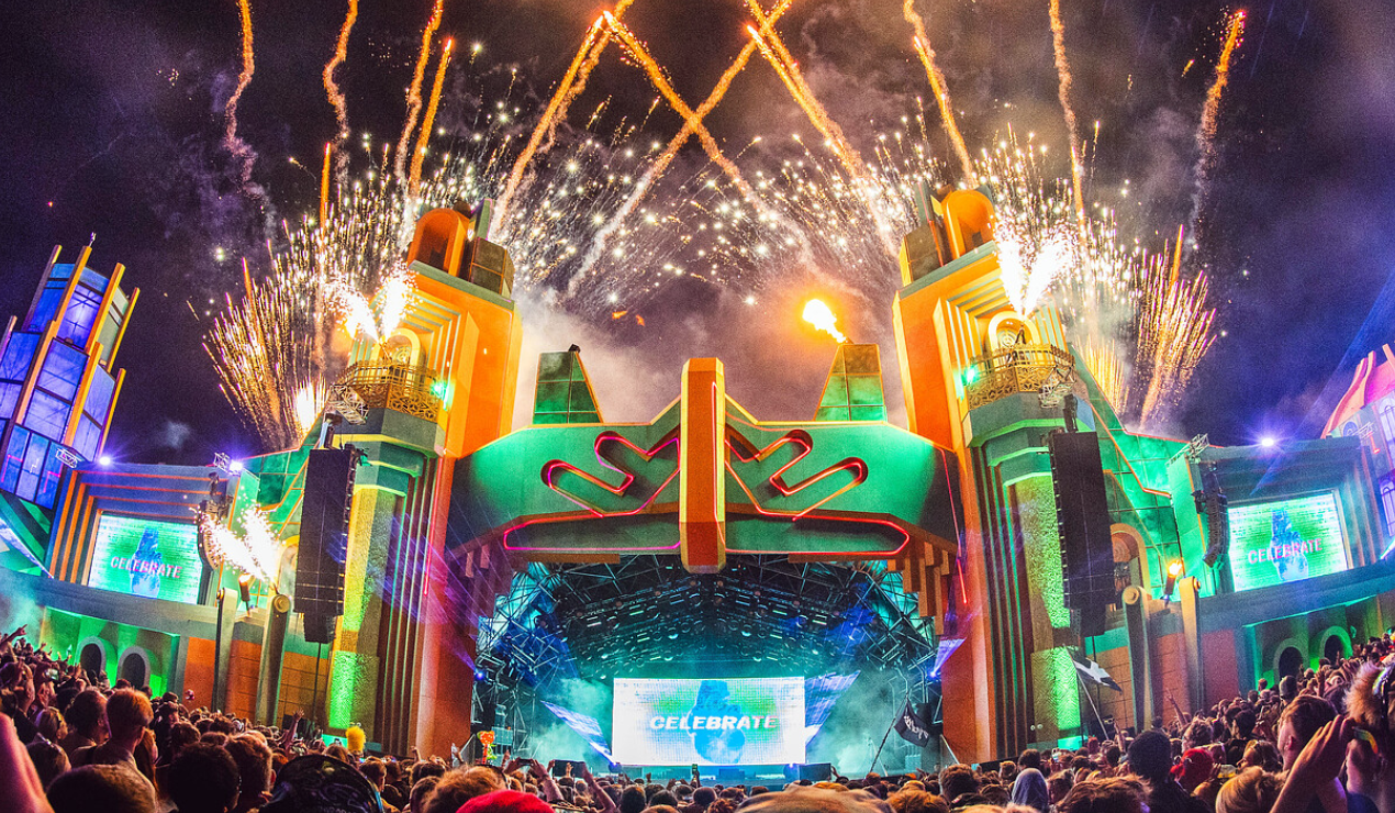 음악공연 장면(사진출처=boomtownfair.co.uk).png