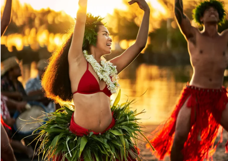 타히티안 댄스 사진 출처 타히티 관광청.png