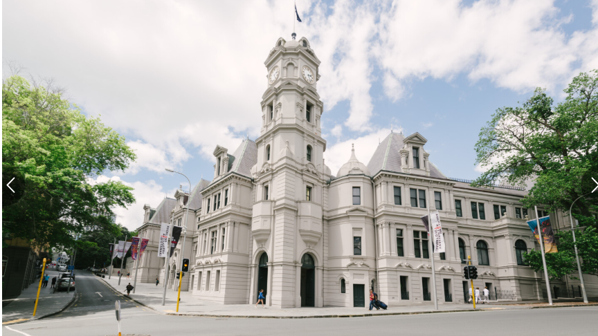 미술관 오클랜드 미술관 홈피에서 사진.png