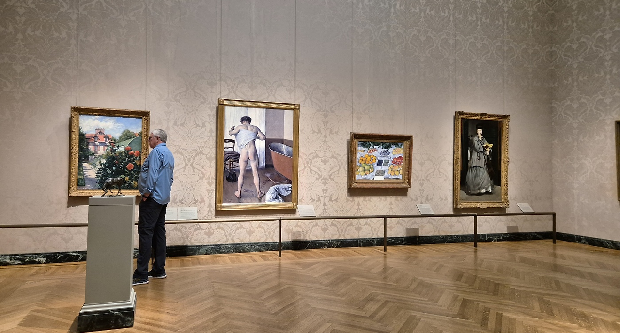 미술관 내부.png