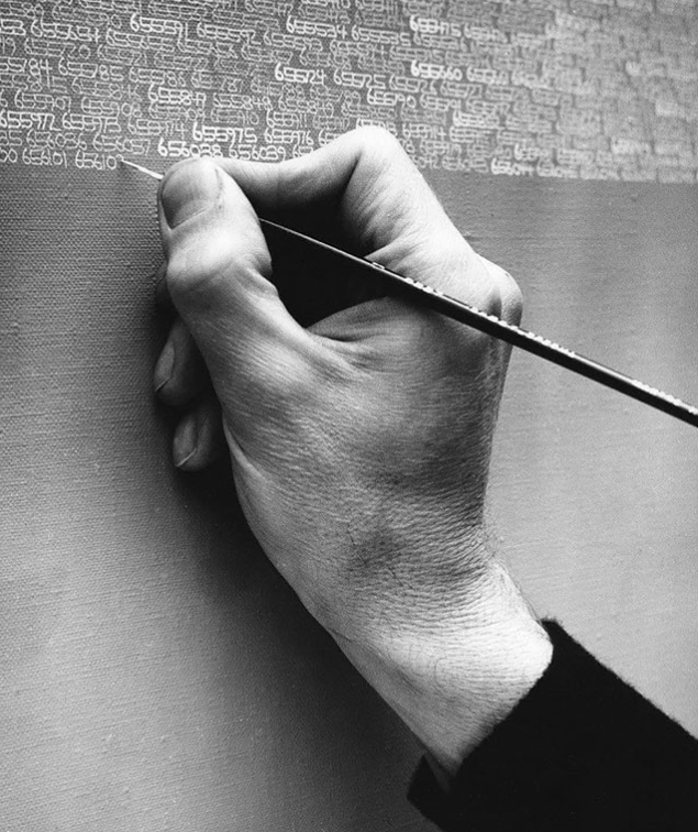 작업 사진출처 DailyArt Magazine.png