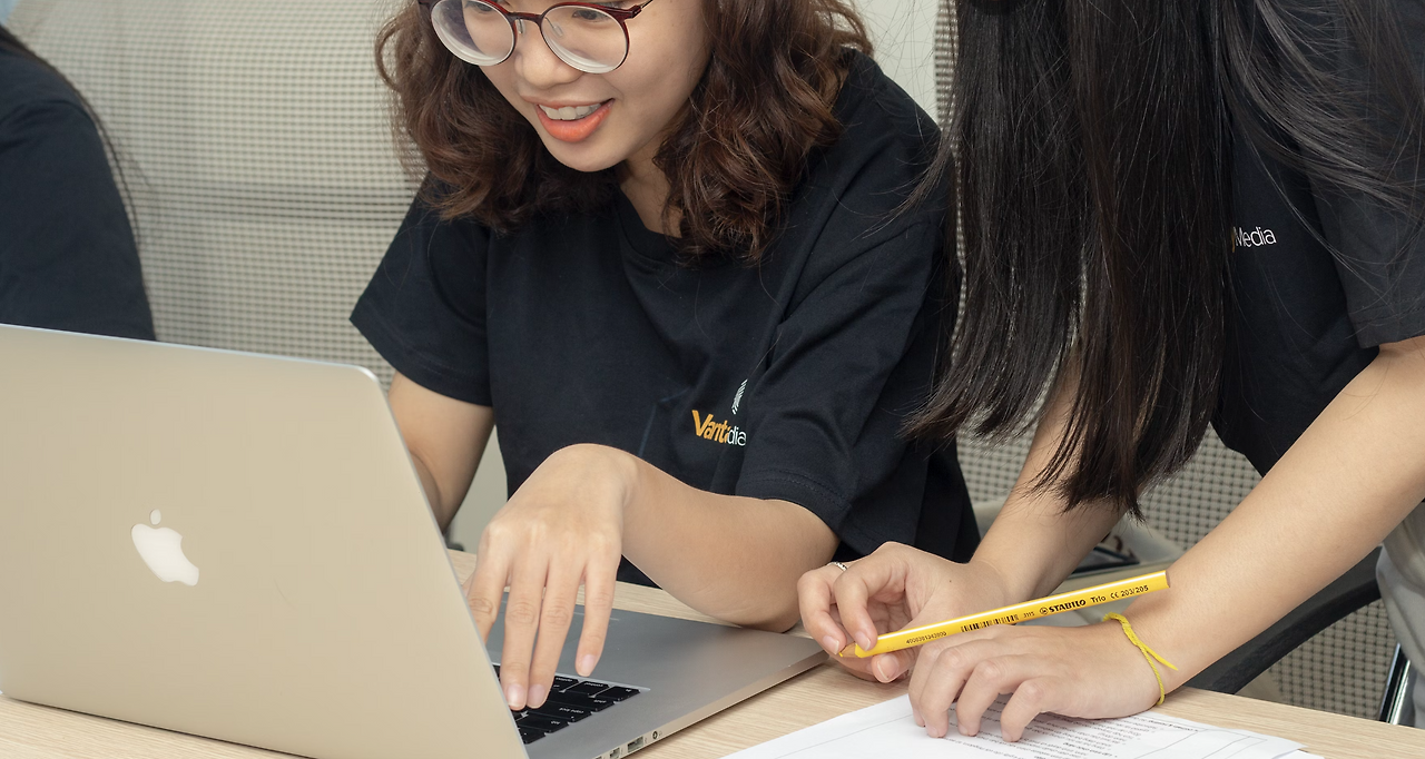 스크린샷 2023-09-16 오후 7.37.55.png