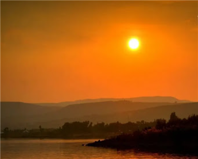 다가오는 소리에 귀 기울여라-4.png