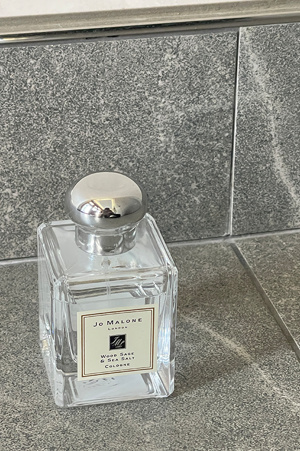 인터뷰 사진 세로형4.png