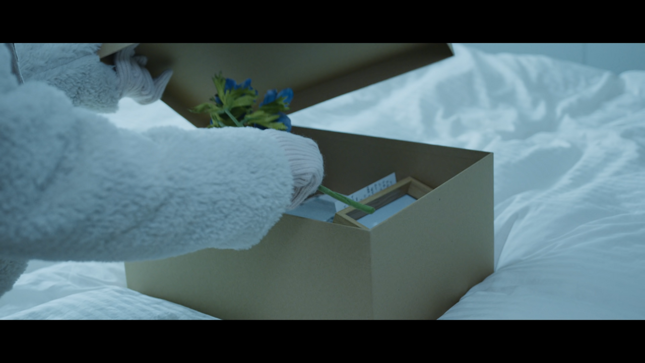 [MV] 겸 (GYE0M) - 잔상화  (Afterimage) _ Official Music Video 2-2 screenshot (1).png