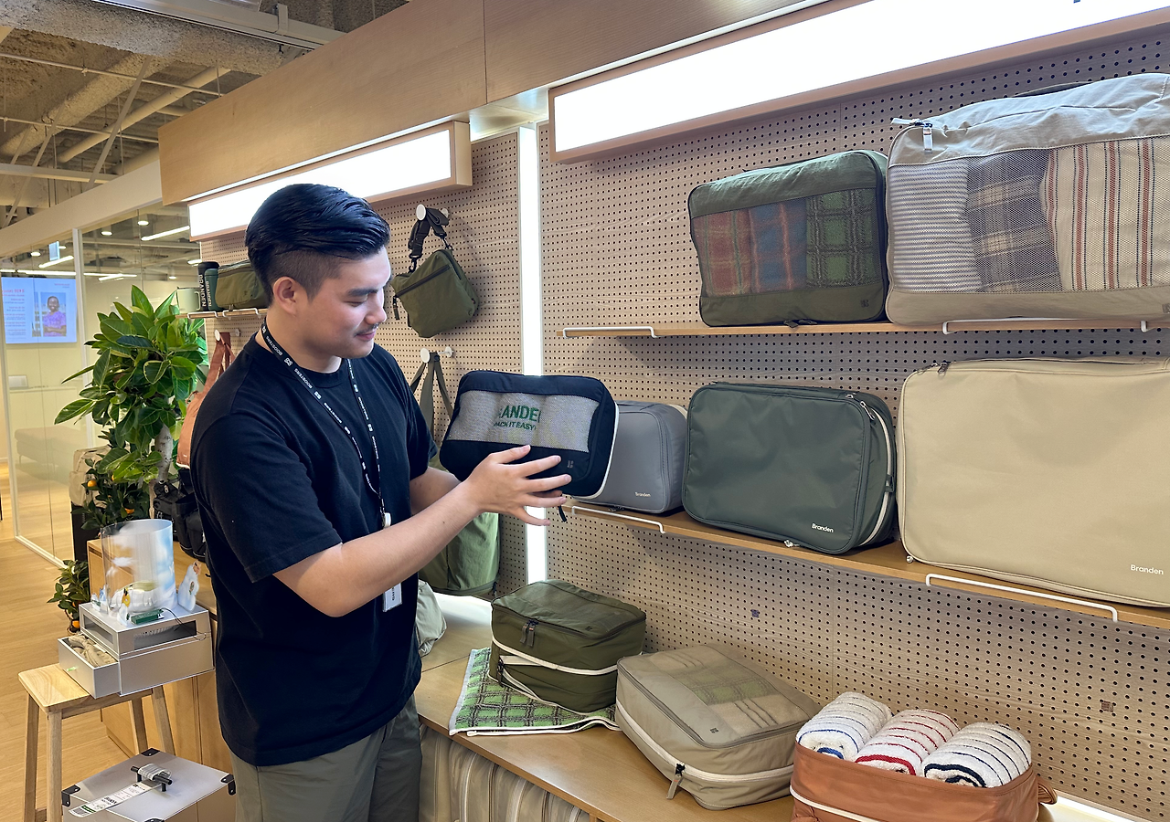 웅휘님 쇼케이스 사진.png